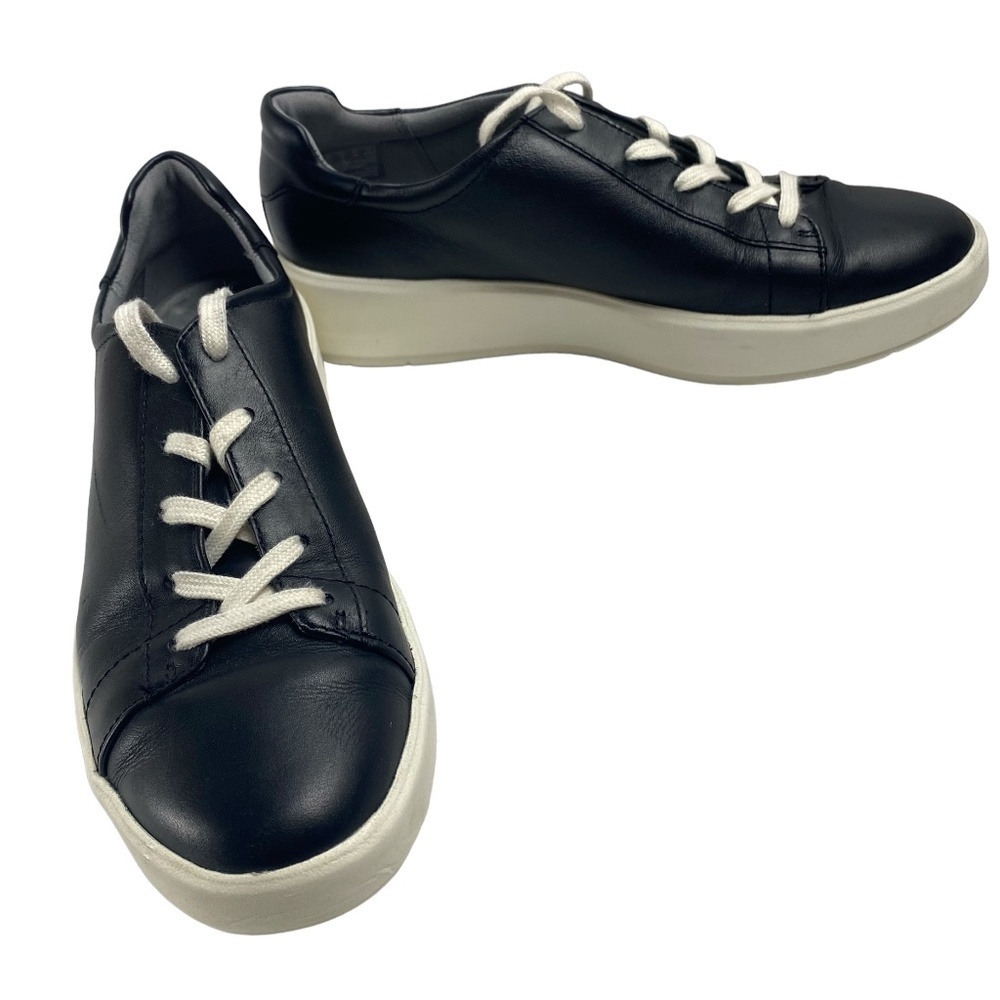 CLARKS Layton Pace sneaker In Black Size 8